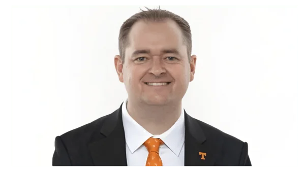 ESPN College GameDay to broadcast from Ayres Hall for Tennessee-Texas matchup