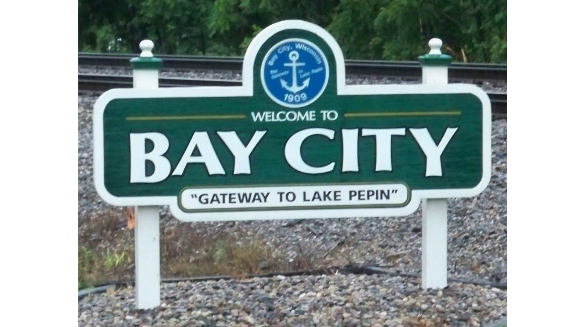 Village of Bay City, Welcome Sign Photo