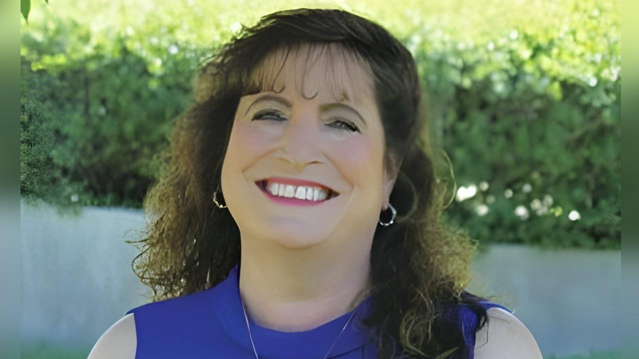 Kris Becker Board Administrator at the State Bar of New Mexico